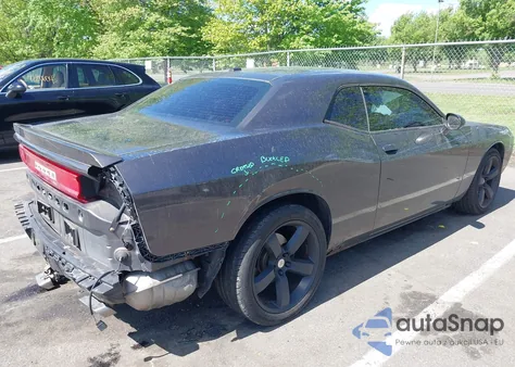 2013 Dodge Challenger R/T z USA, uszkodzony, nr VIN 2C3CDYBT6DH611180